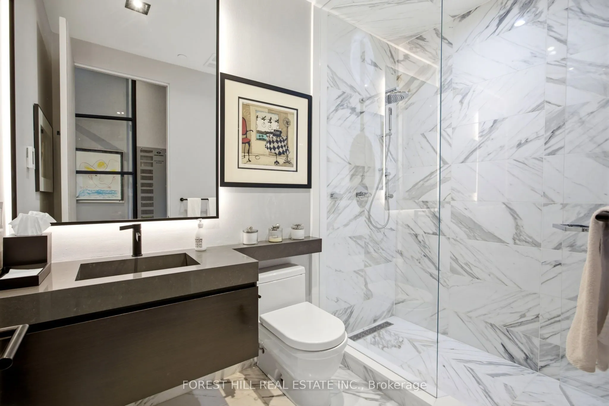 36 Hazelton Avenue #4C