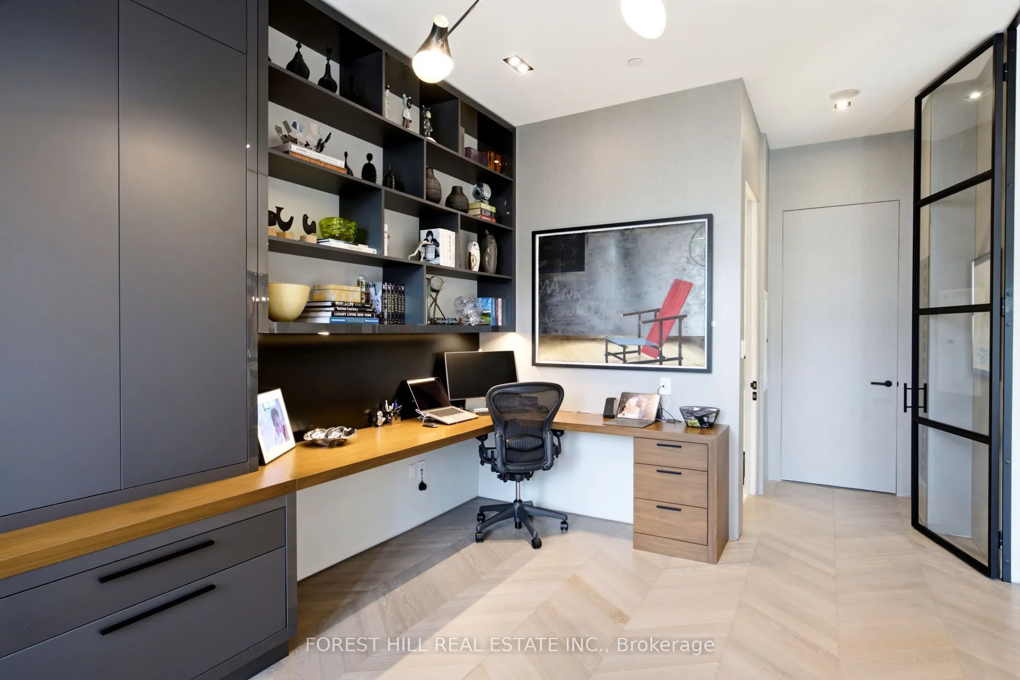 36 Hazelton Avenue #4C