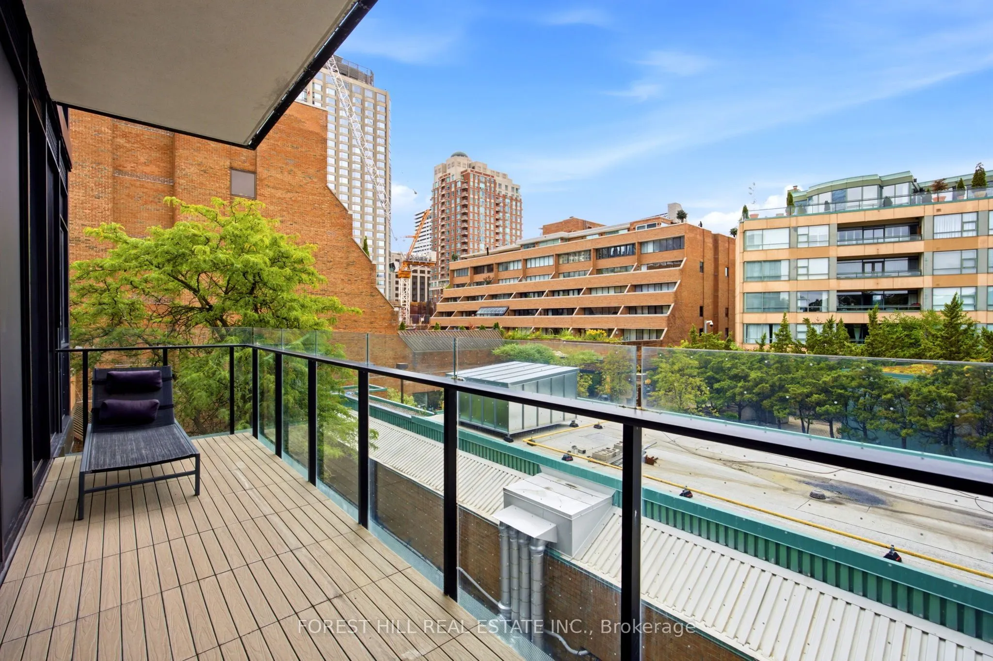 36 Hazelton Avenue #4C