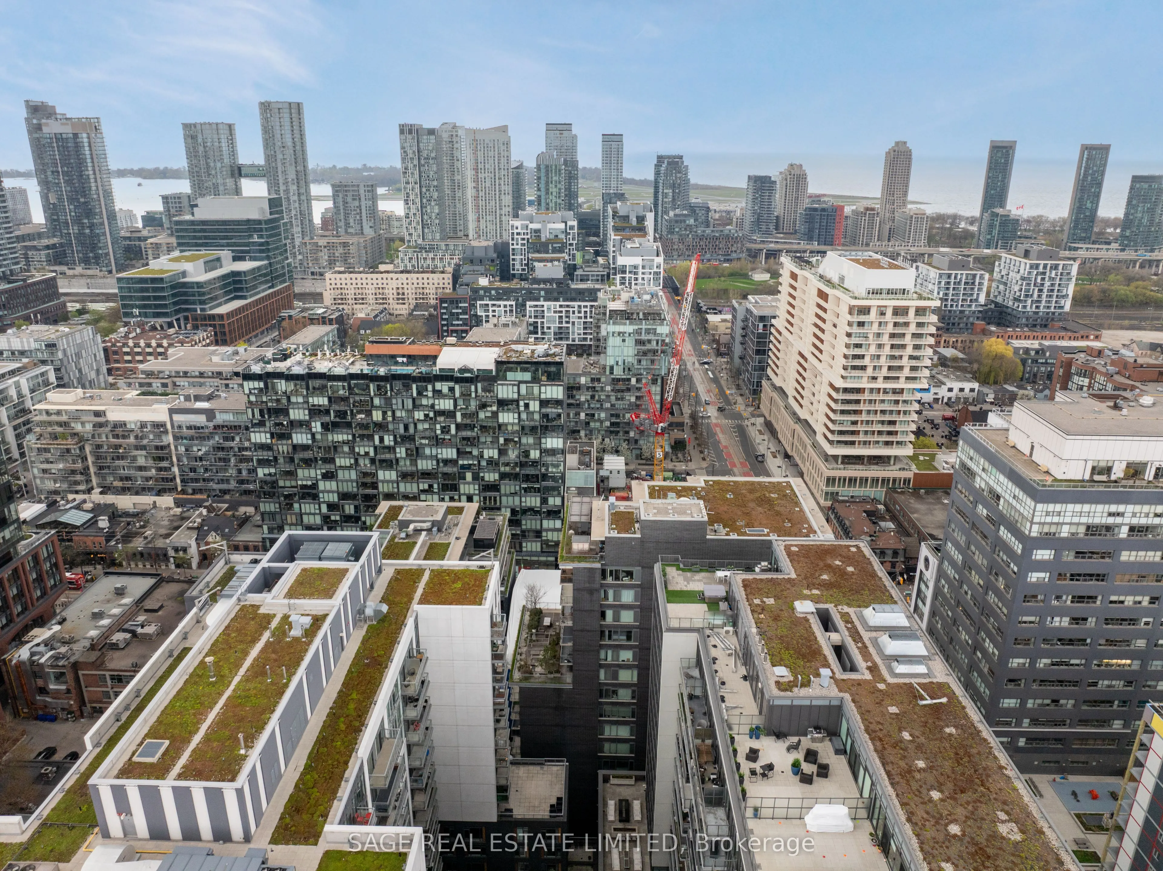 95 Bathurst Street #914