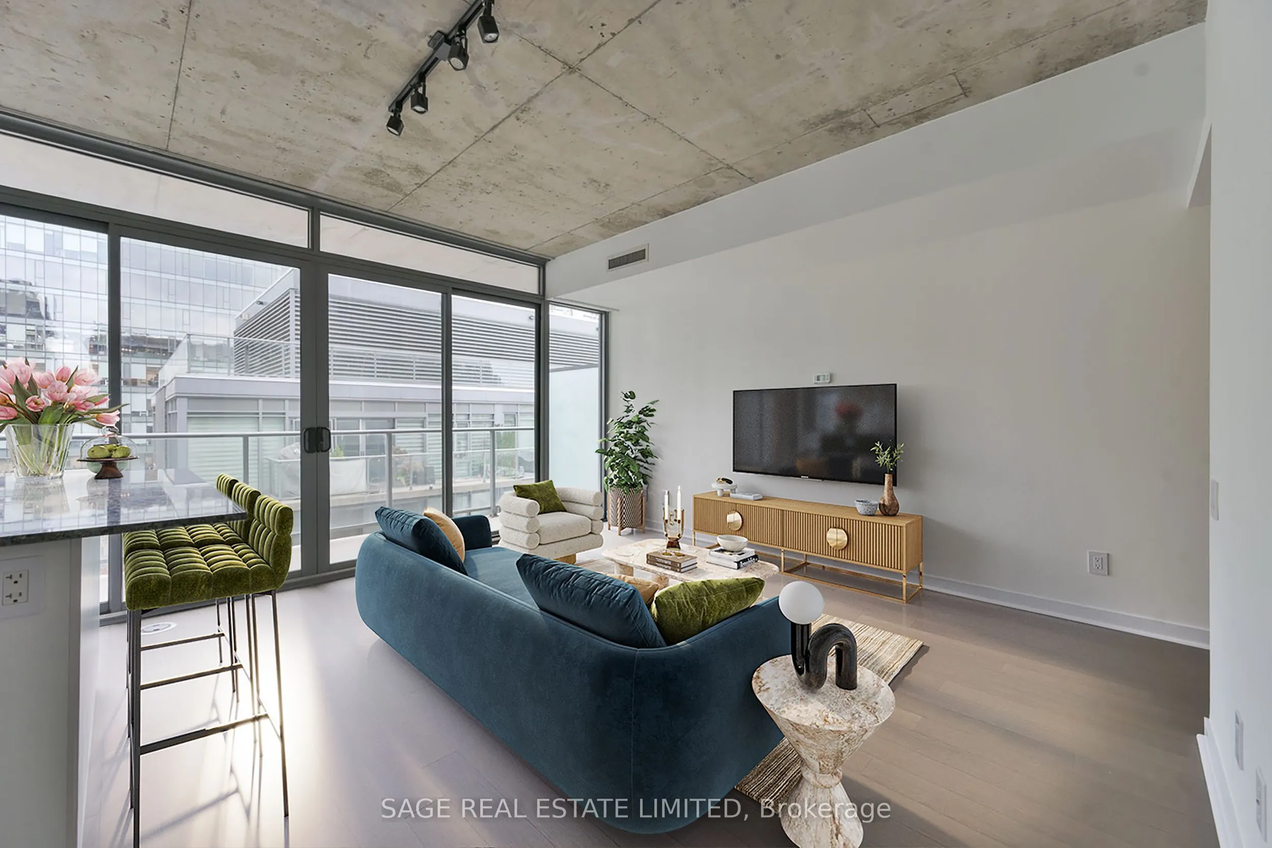 95 Bathurst Street #914