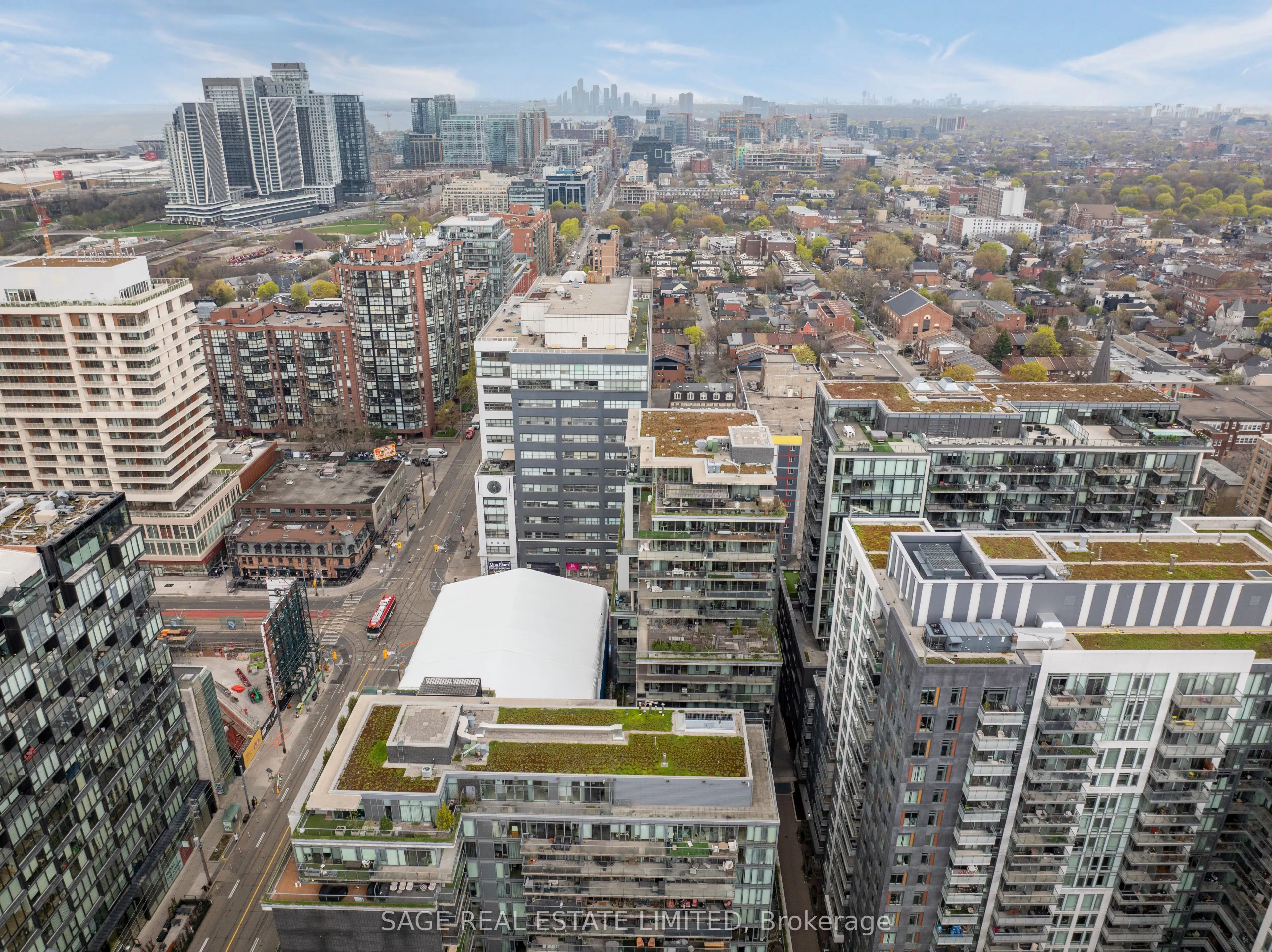 95 Bathurst Street #914
