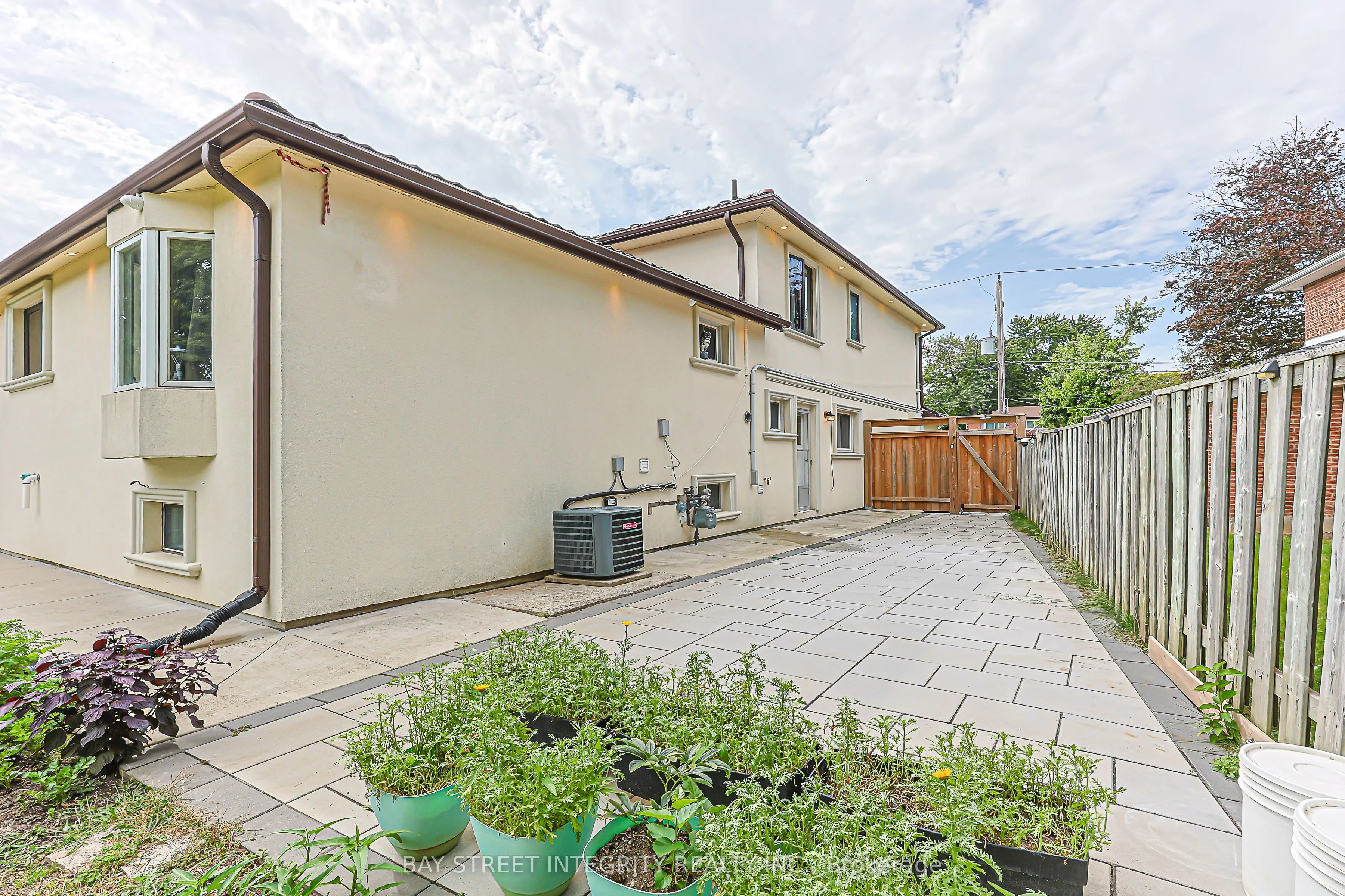 33 Deerford Road