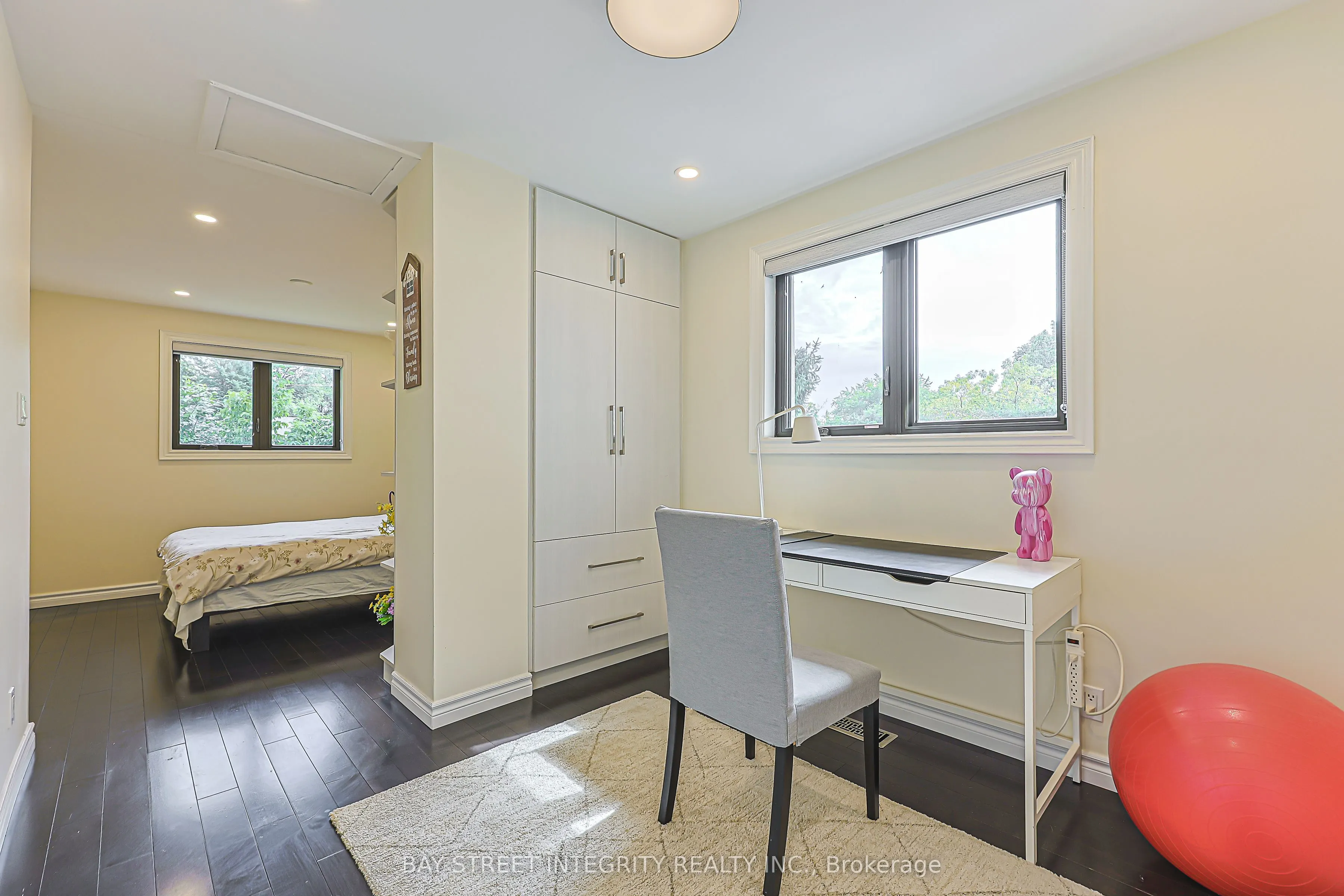 33 Deerford Road