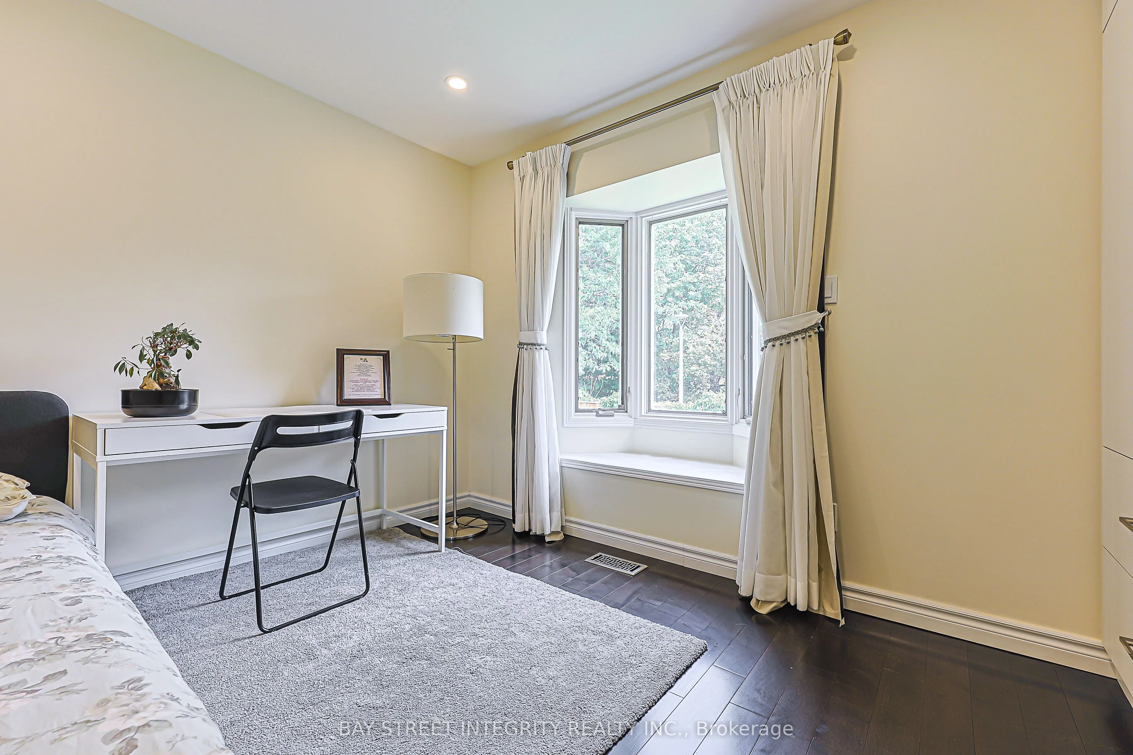 33 Deerford Road