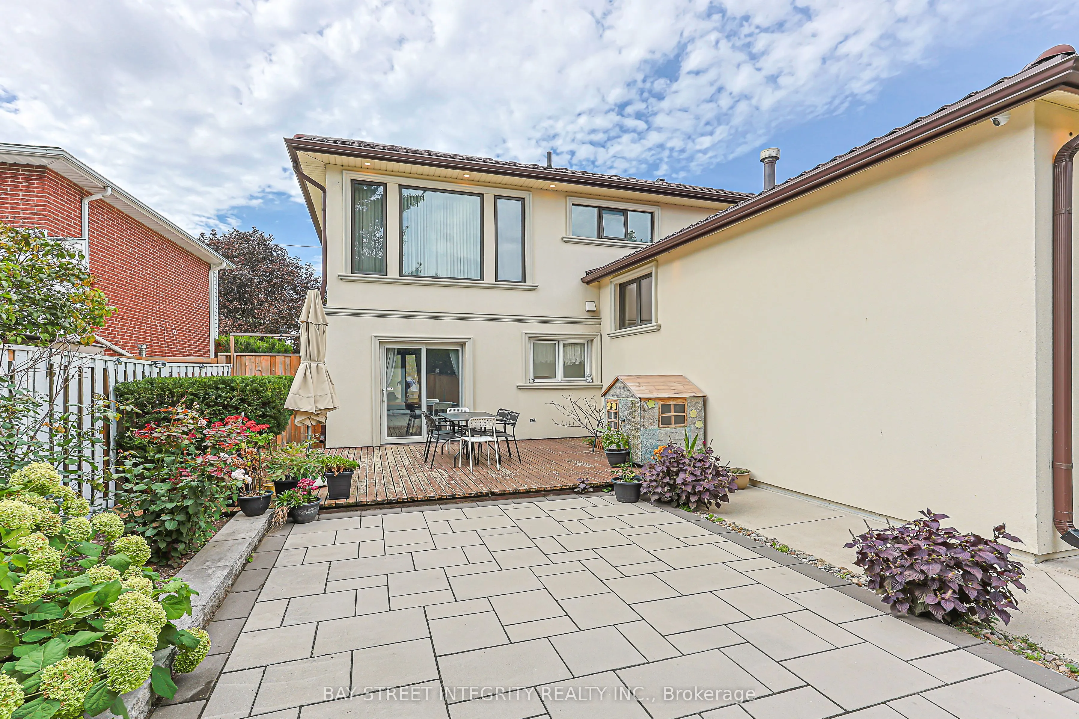 33 Deerford Road