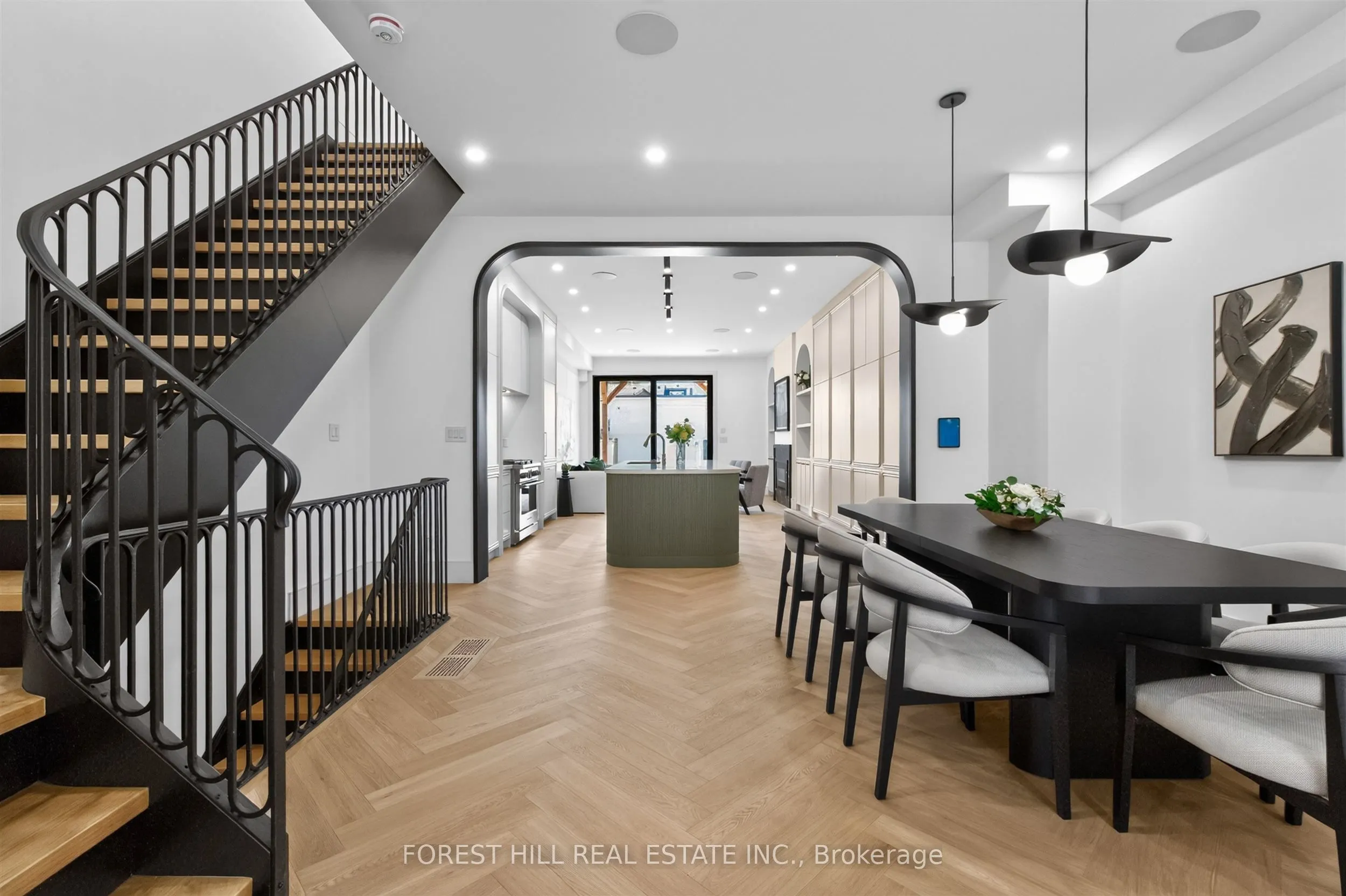 21 Foxley Street
