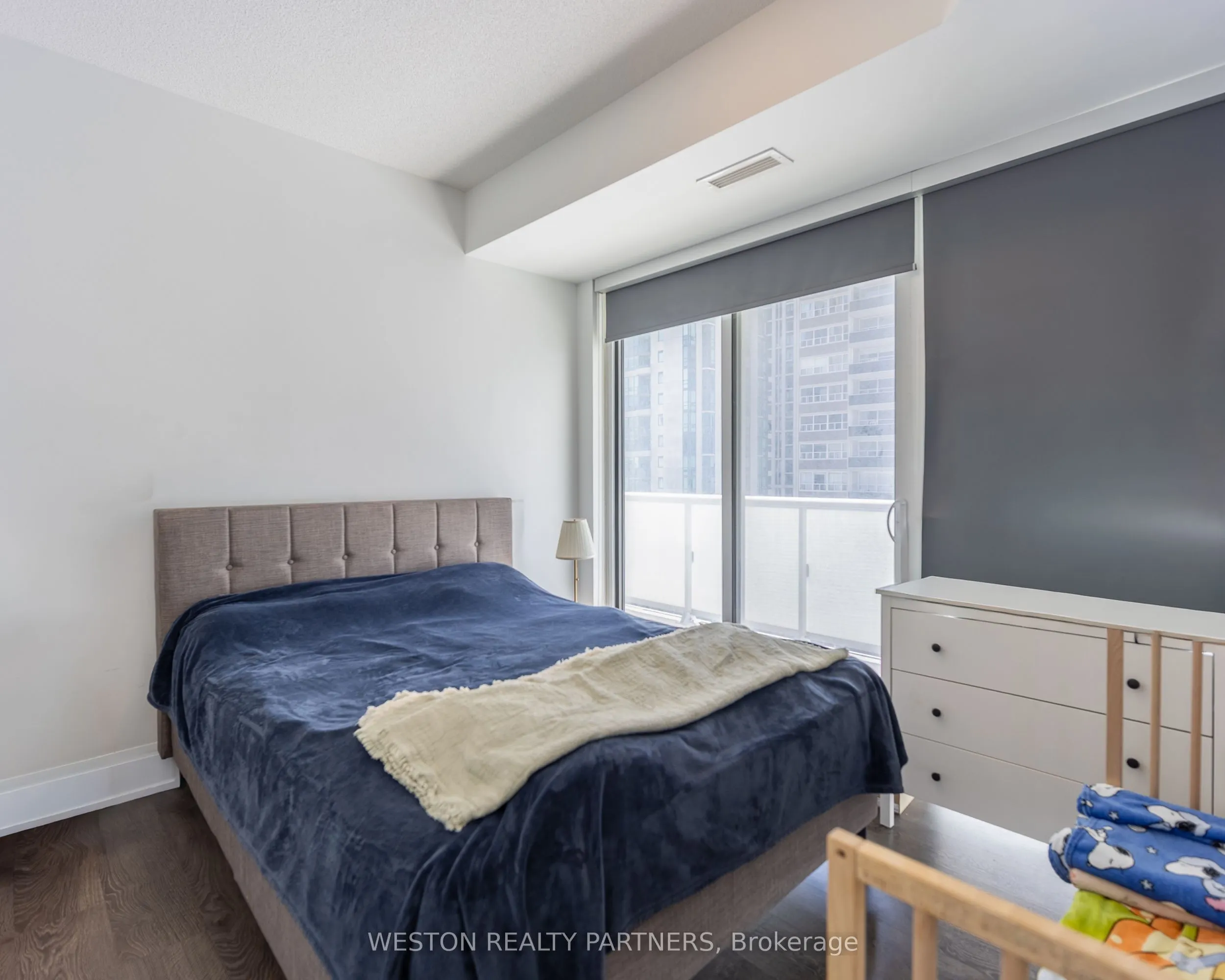 101 Erskine Avenue #1110