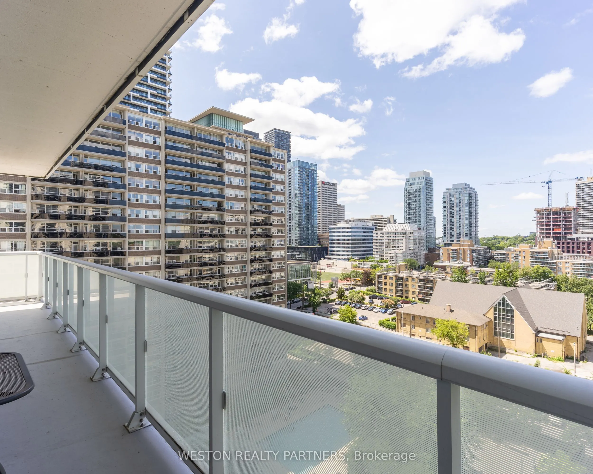 101 Erskine Avenue #1110
