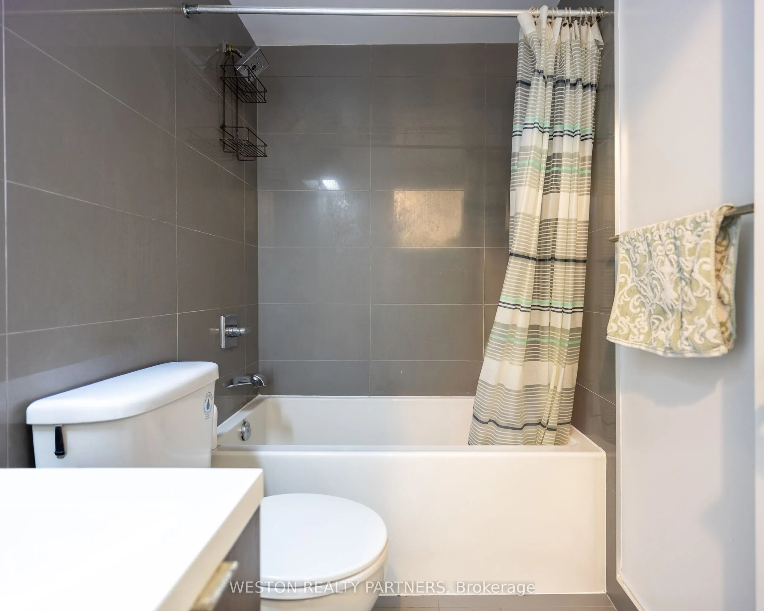 101 Erskine Avenue #1110