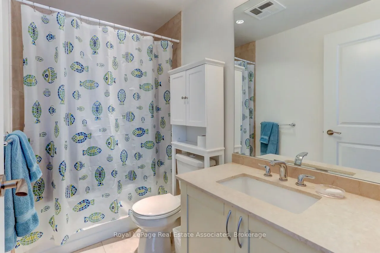 17 Ruddington Drive #402