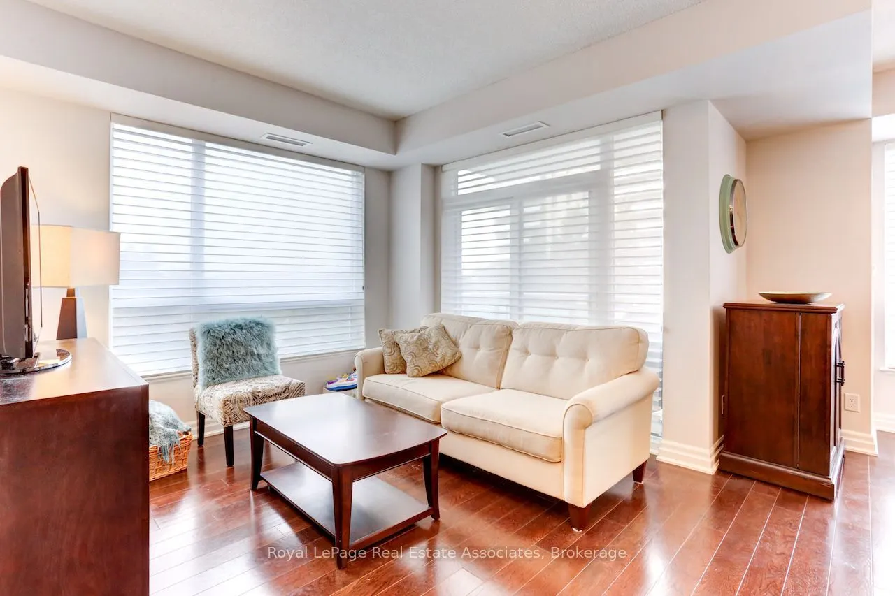 17 Ruddington Drive #402
