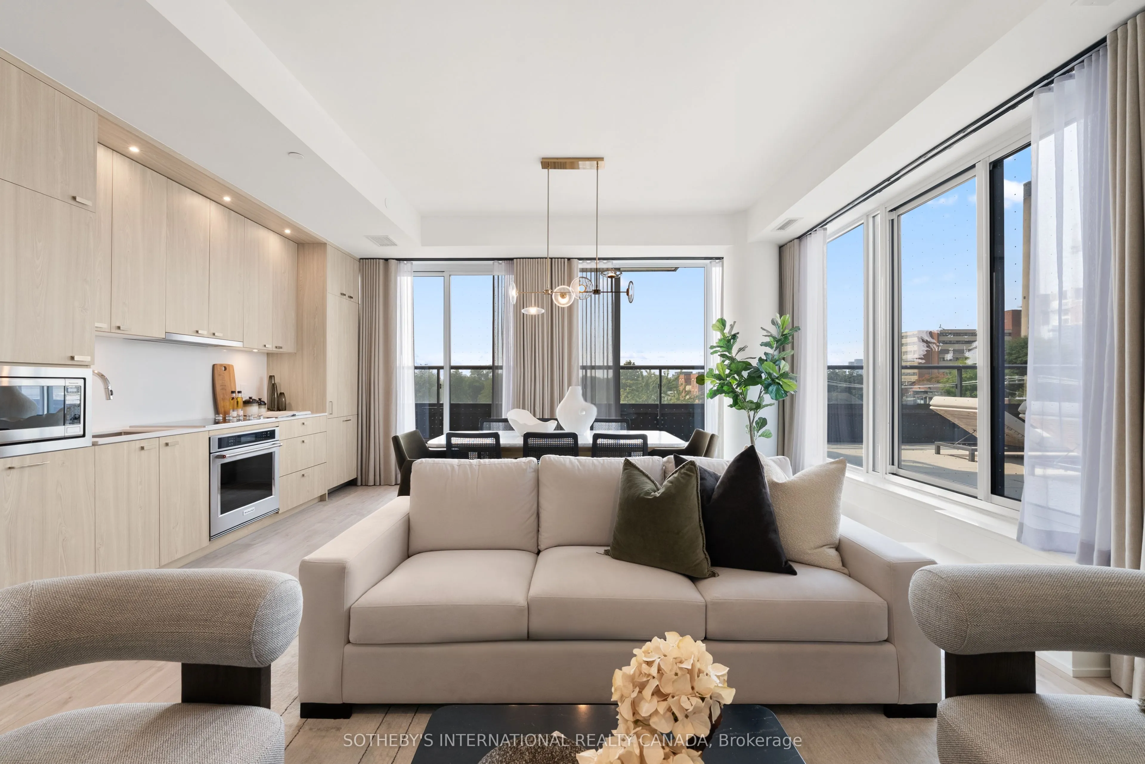 115 Denison Avenue #512