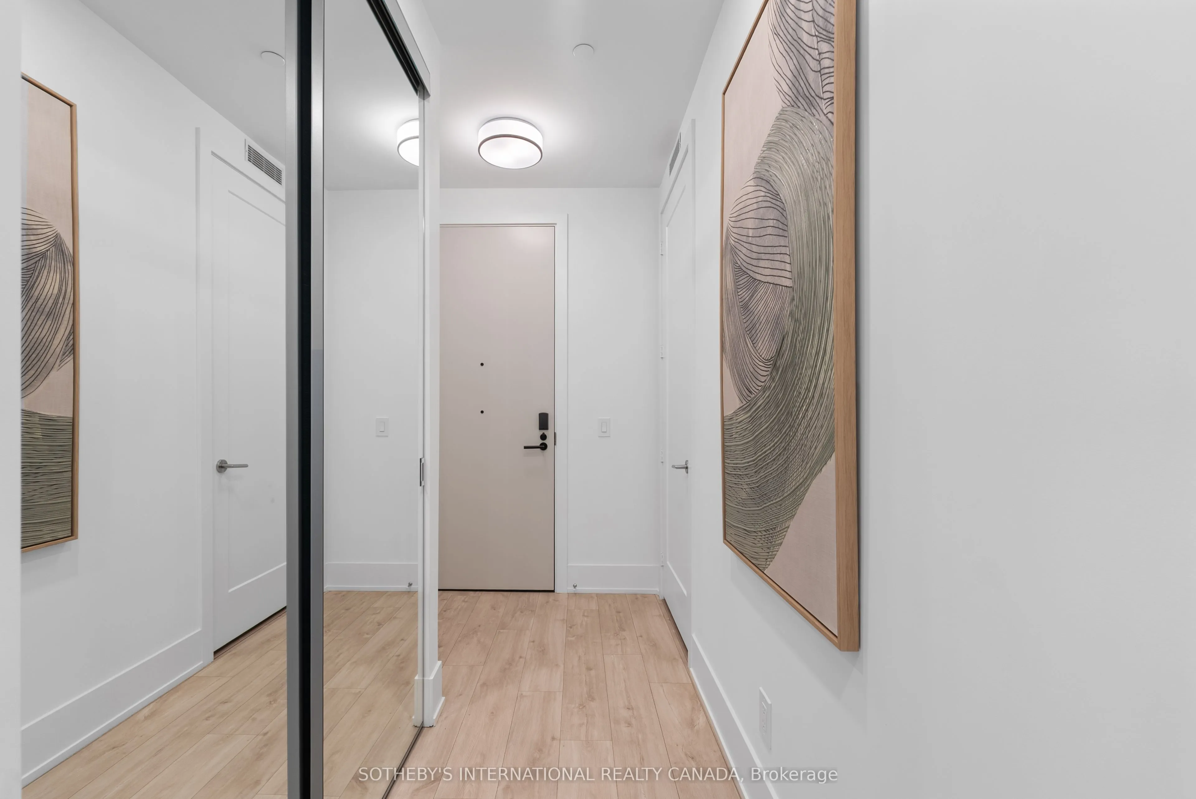 115 Denison Avenue #512