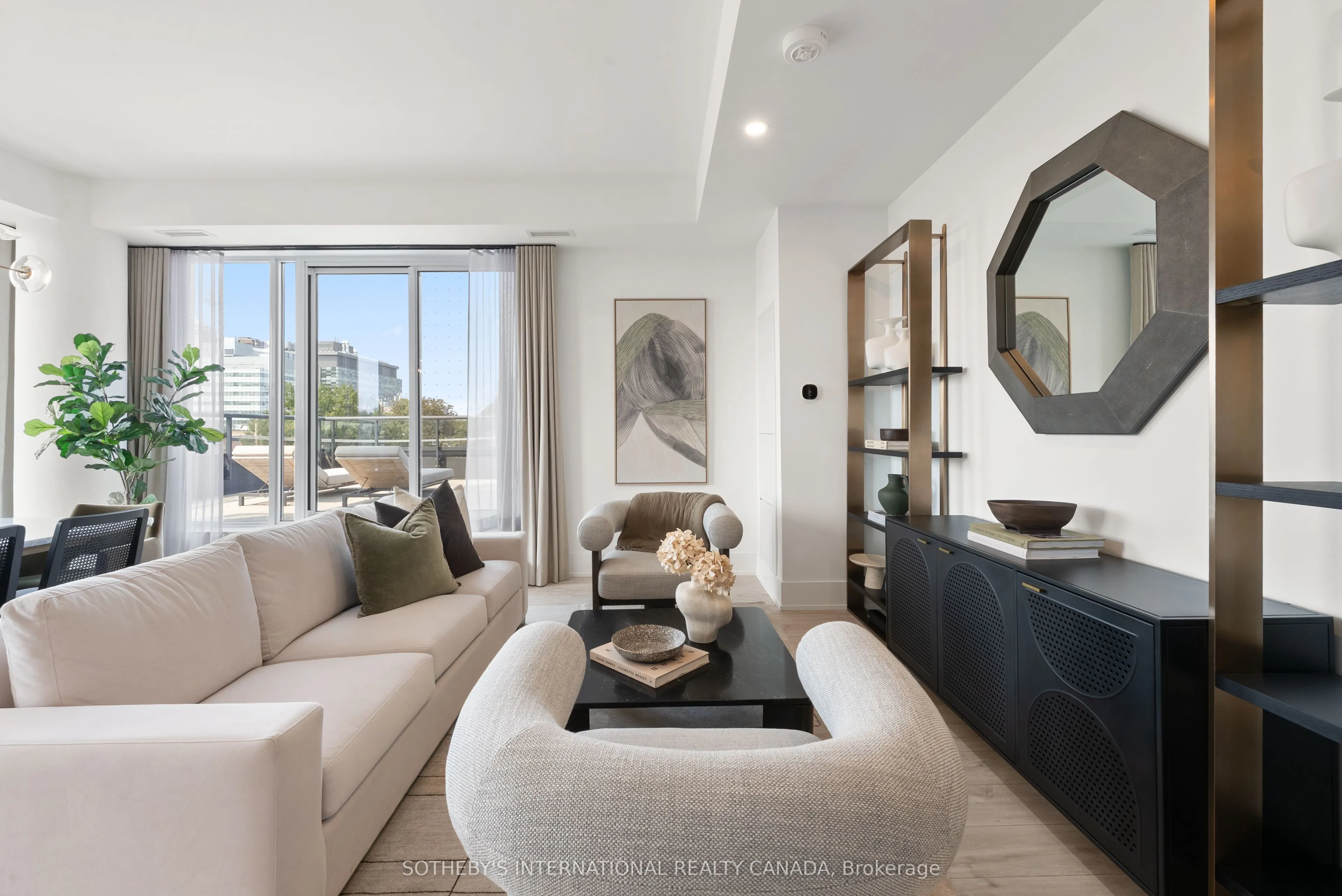 115 Denison Avenue #512