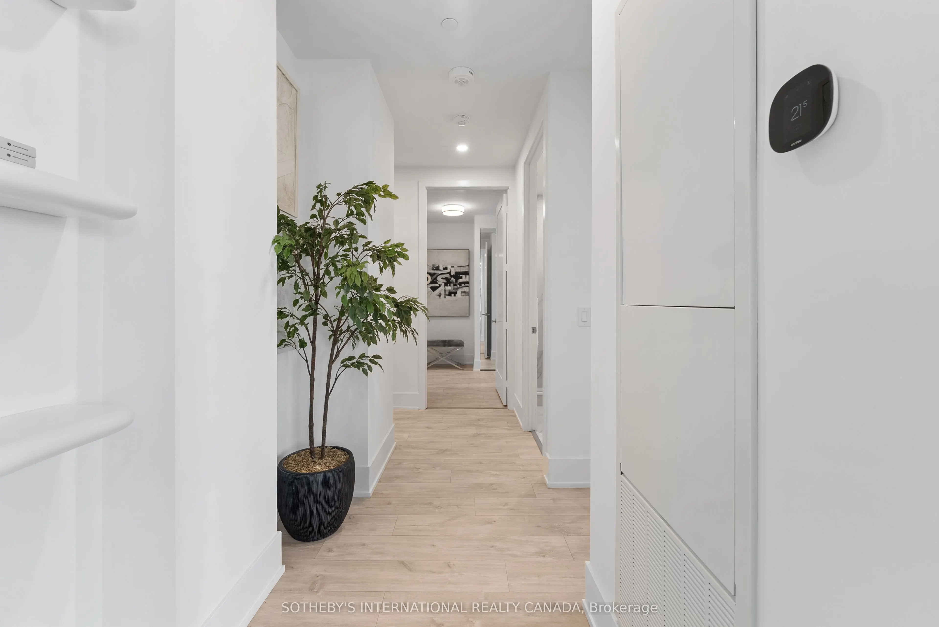115 Denison Avenue #512
