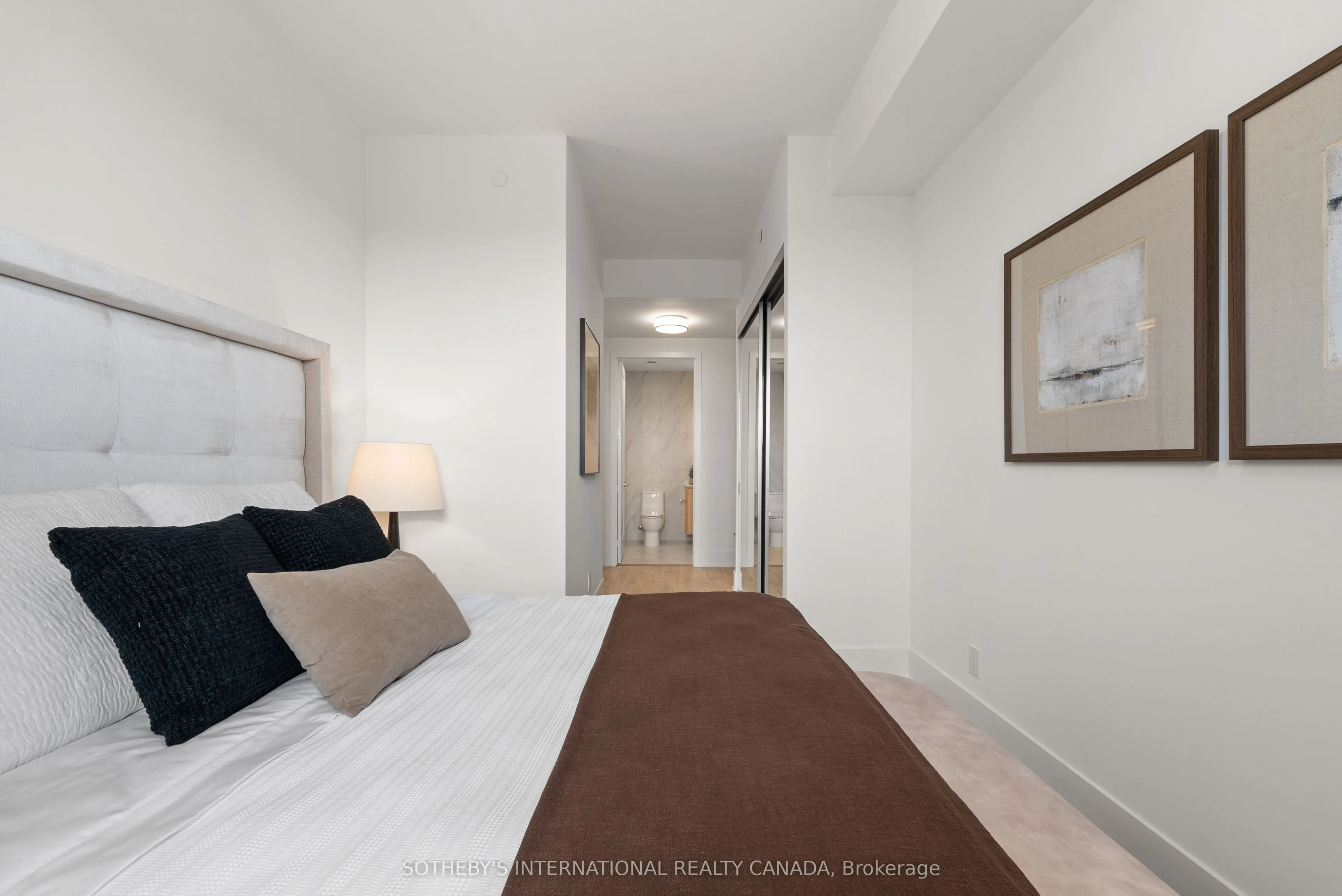 115 Denison Avenue #512