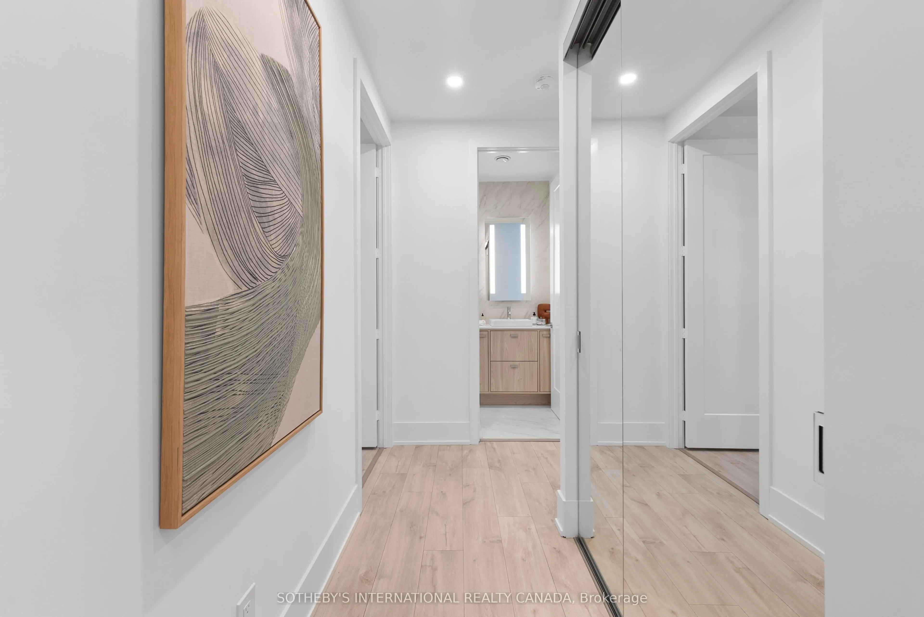 115 Denison Avenue #512