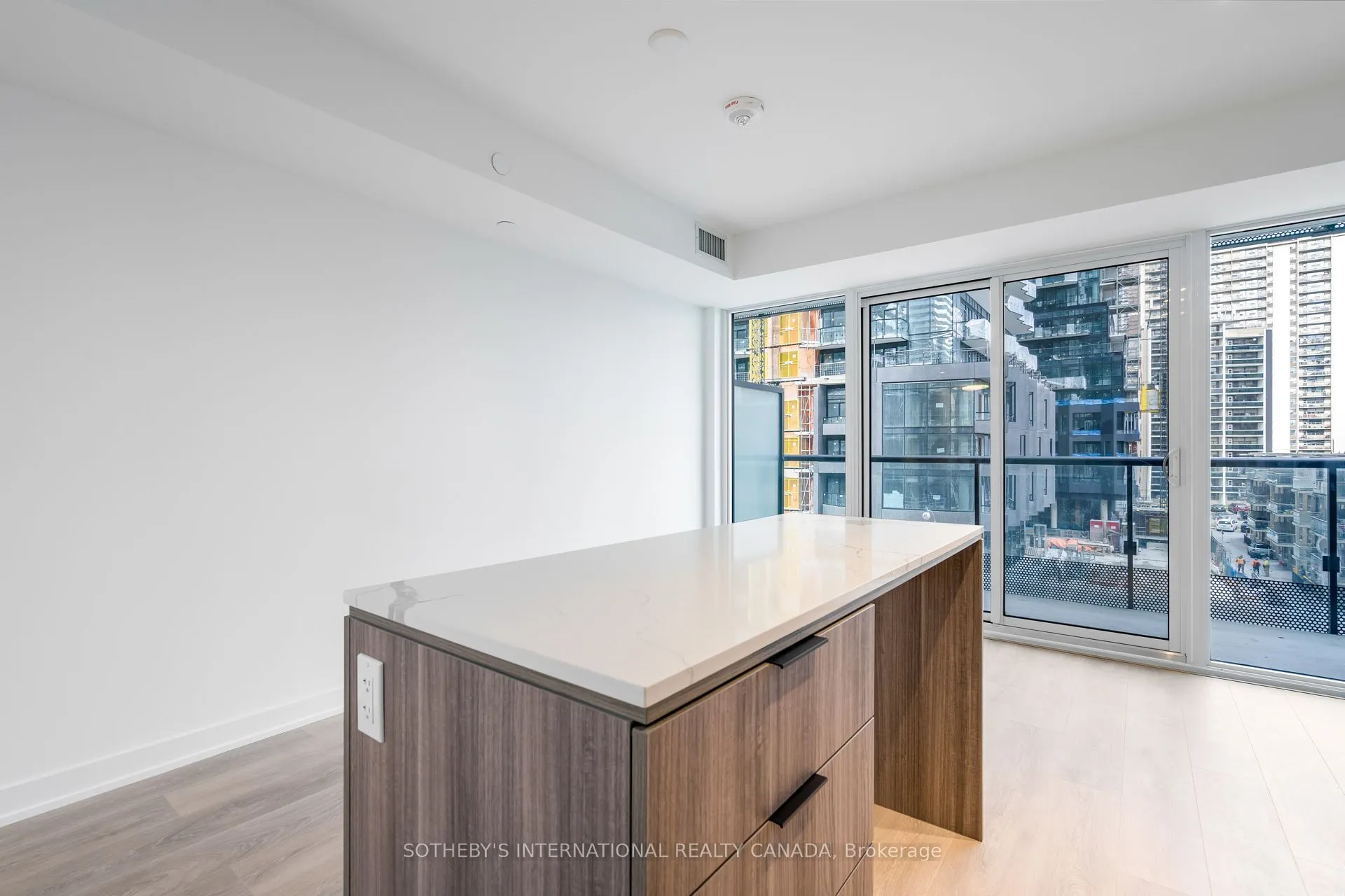 117 Broadway Avenue #407