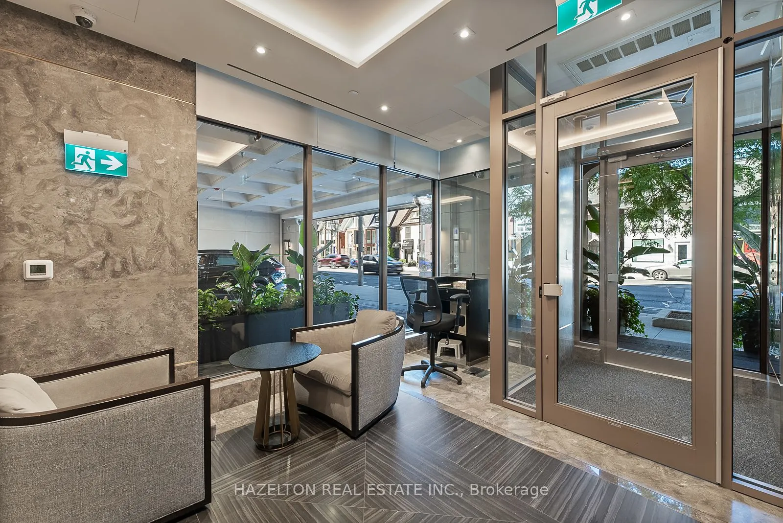 128 Hazelton Avenue #802