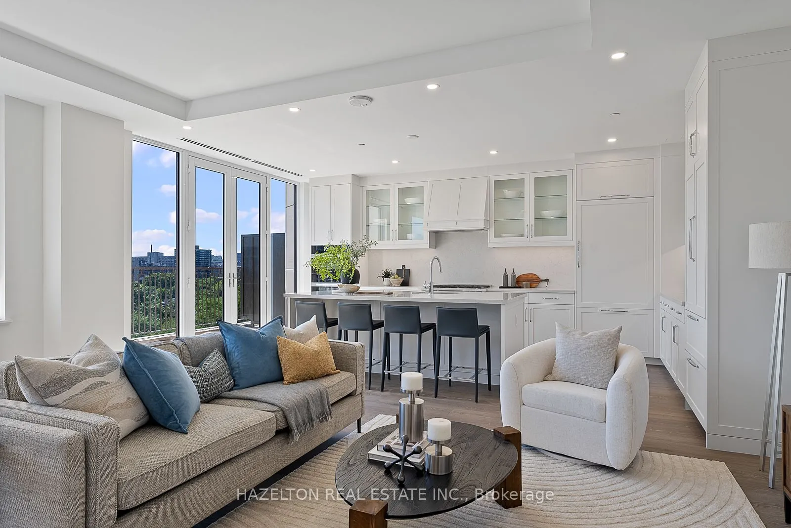 128 Hazelton Avenue #802