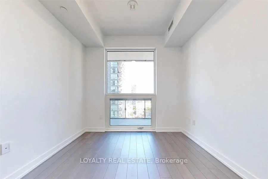 39 Roehampton Avenue #1409