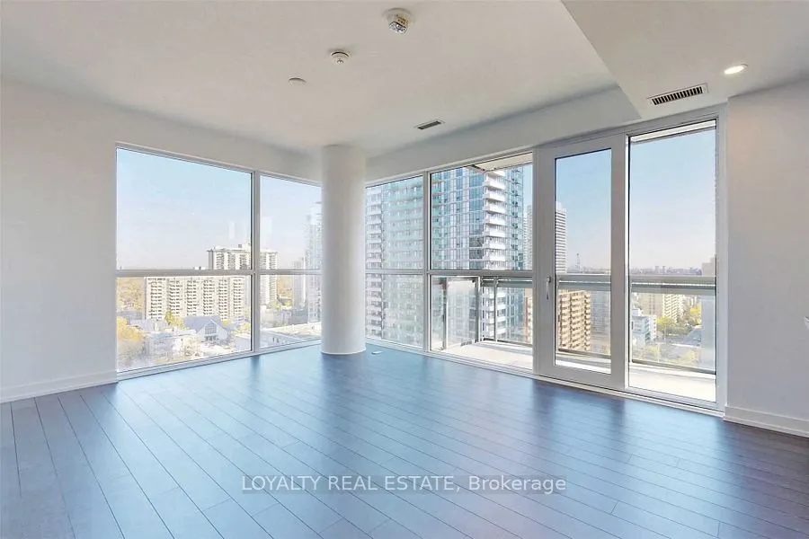 39 Roehampton Avenue #1409