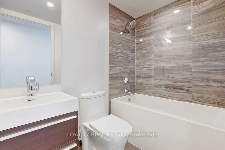 39 Roehampton Avenue #1409