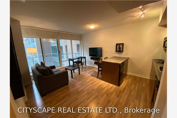 8 Colborne Street #1702
