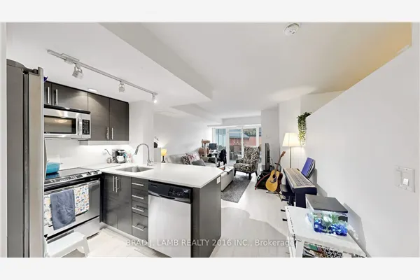 65 East Liberty Street #414