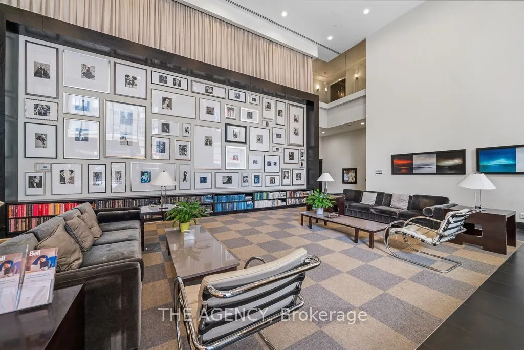 438 King Street W #1314