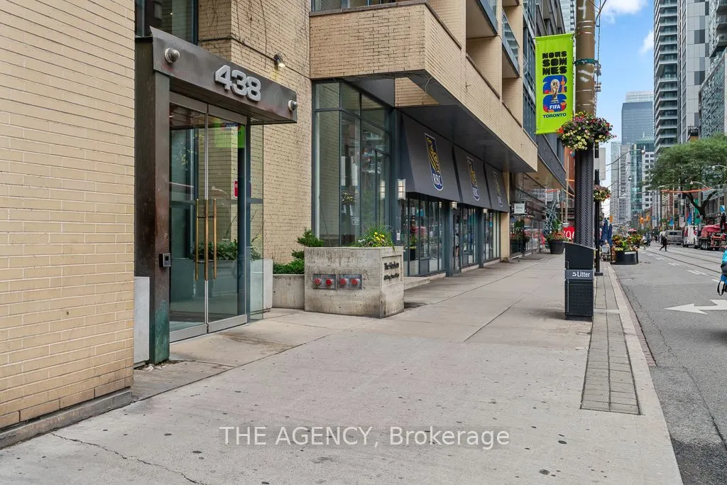 438 King Street W #1314