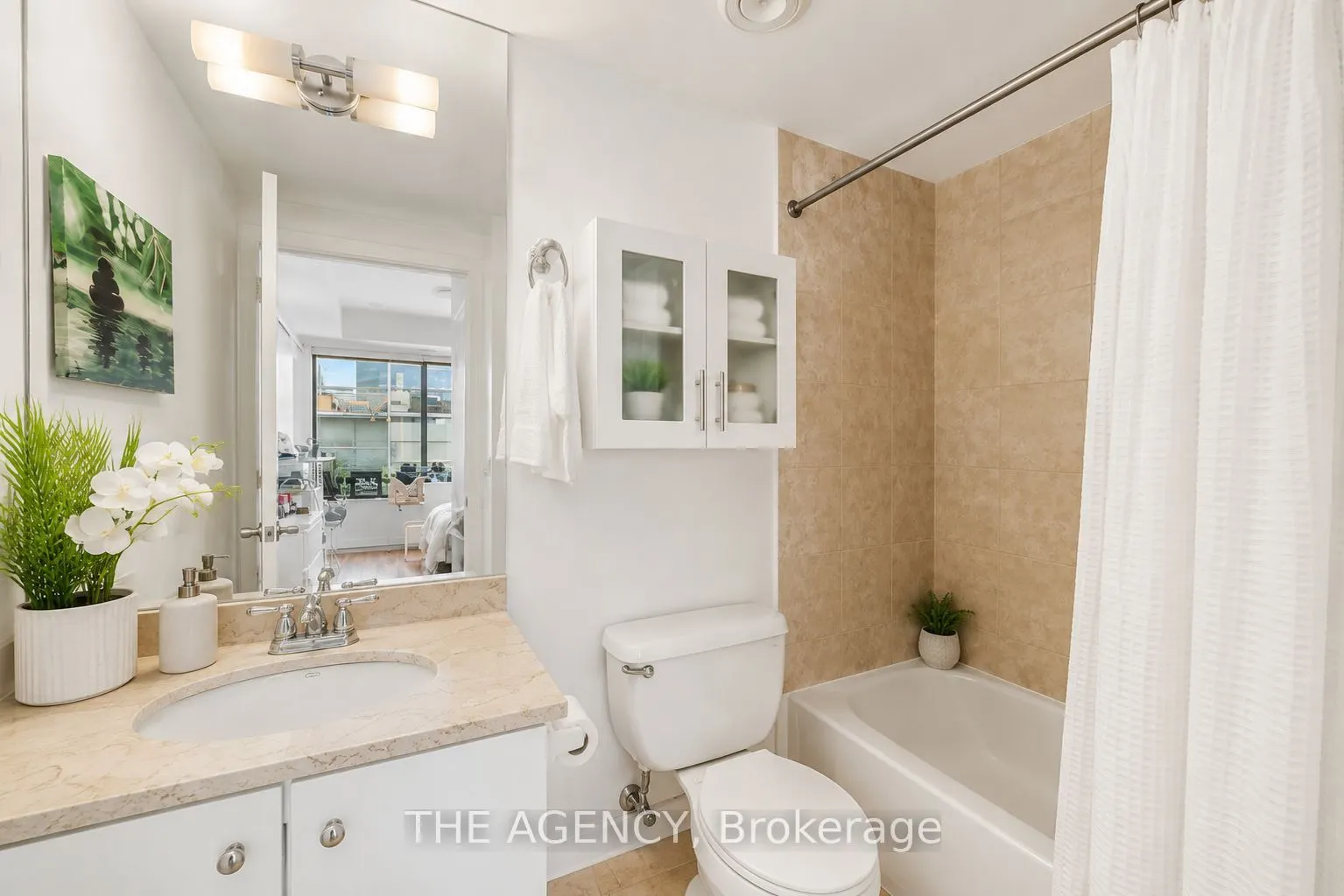 438 King Street W #1314