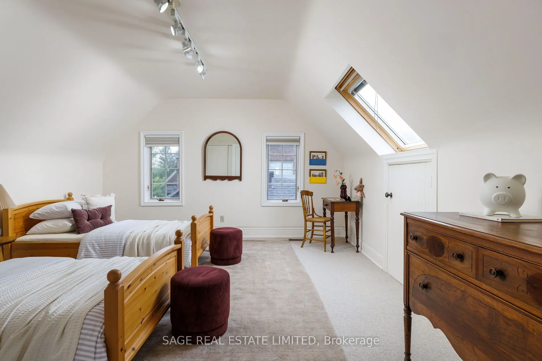 124 Blythwood Road