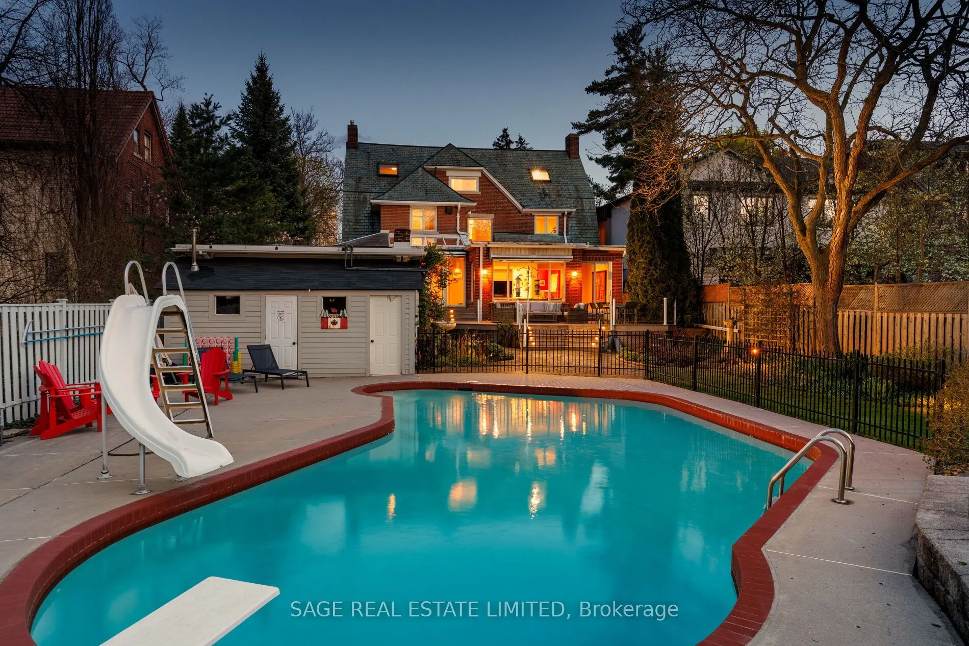 124 Blythwood Road