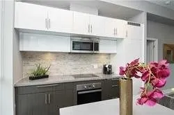 8 Mercer Street #3101