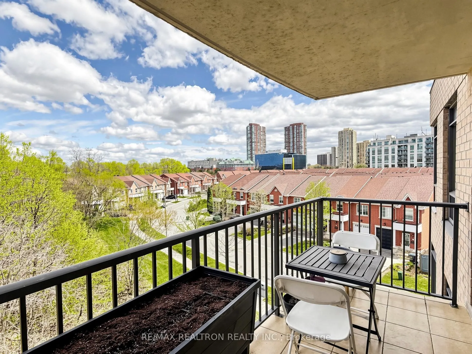 16 Dallimore Circle #414
