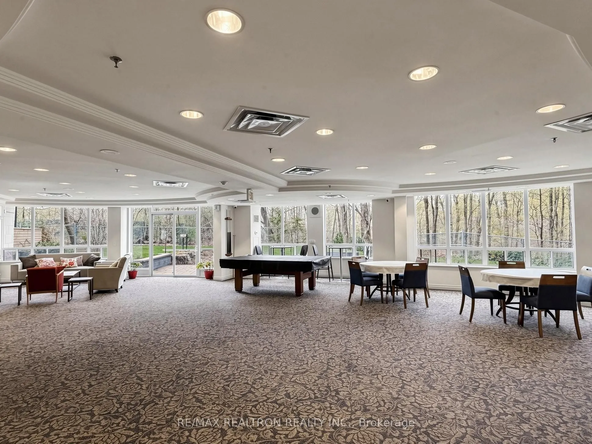 16 Dallimore Circle #414