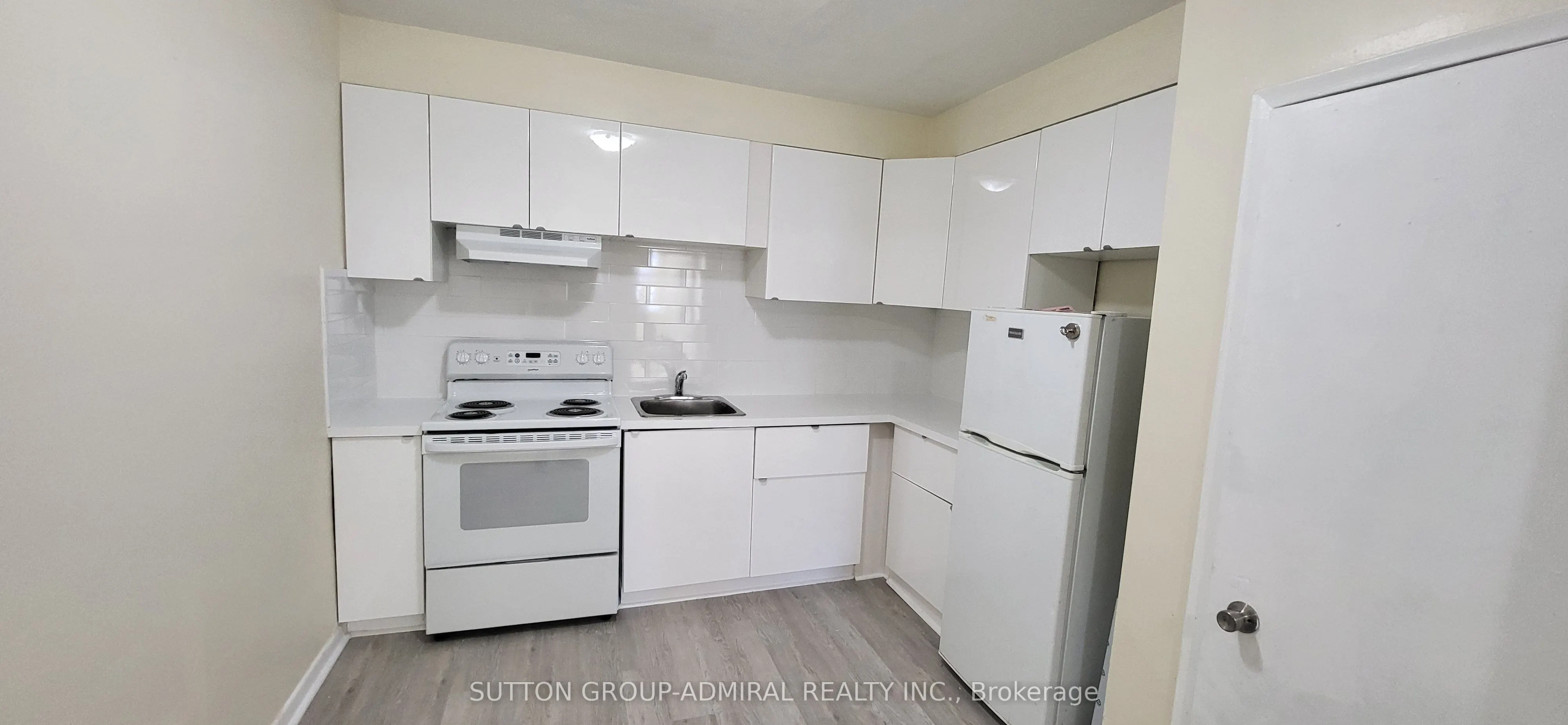 2839 Bathurst Street #1