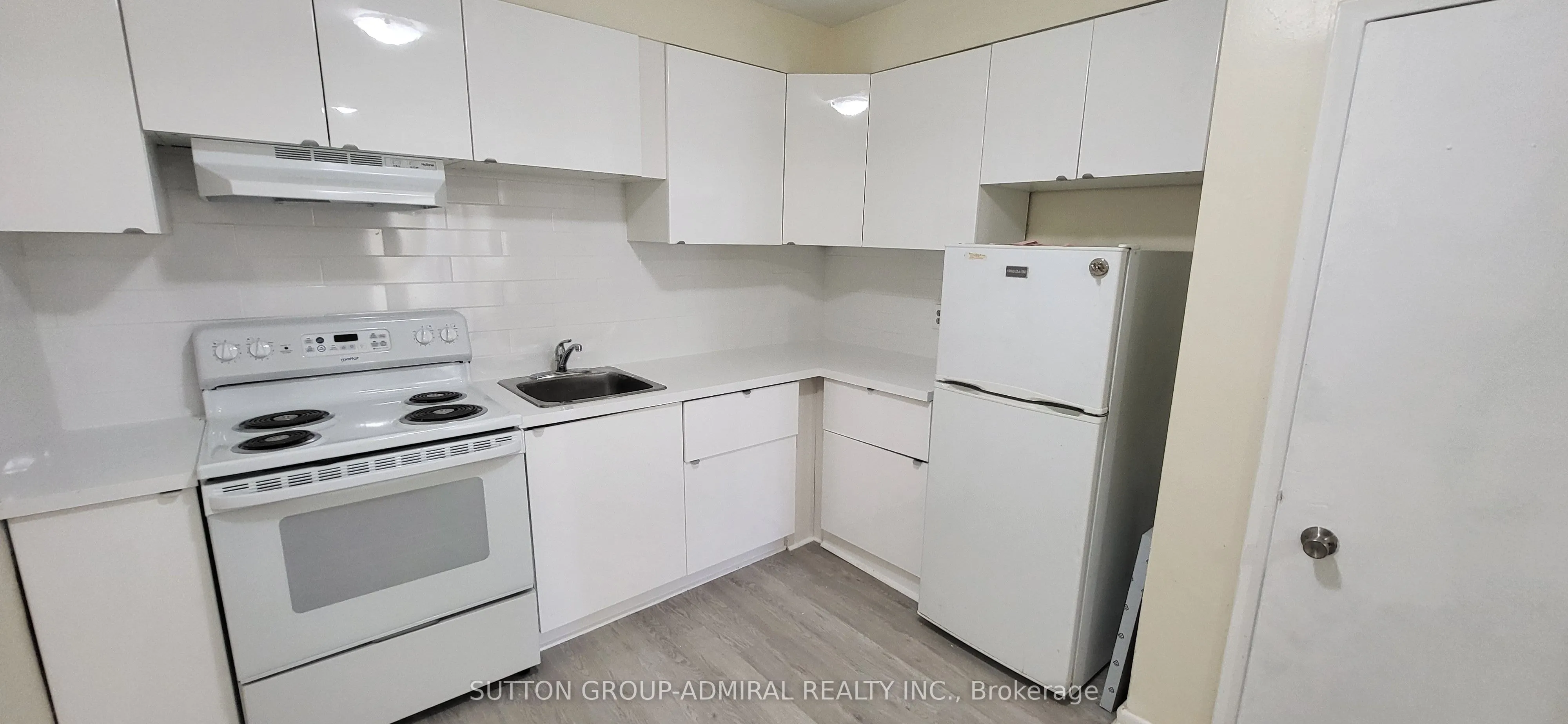 2839 Bathurst Street #1