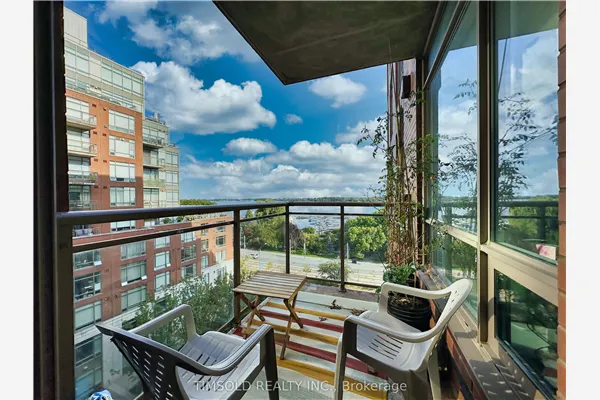 500 Queens Quay W #708W