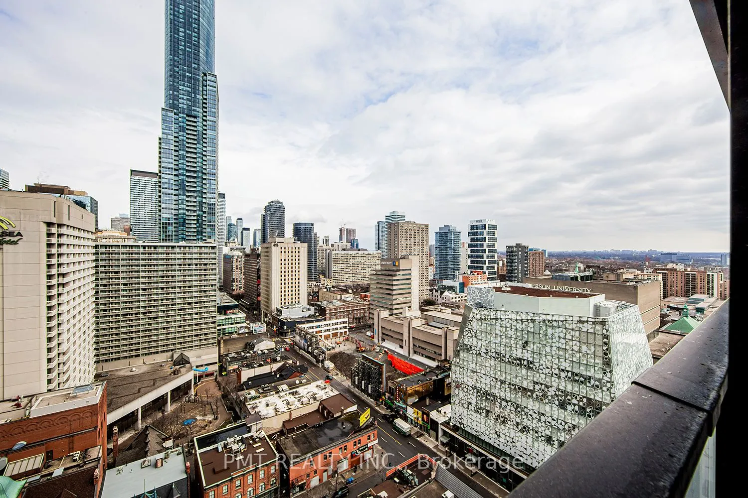 20 Edward Street #1901