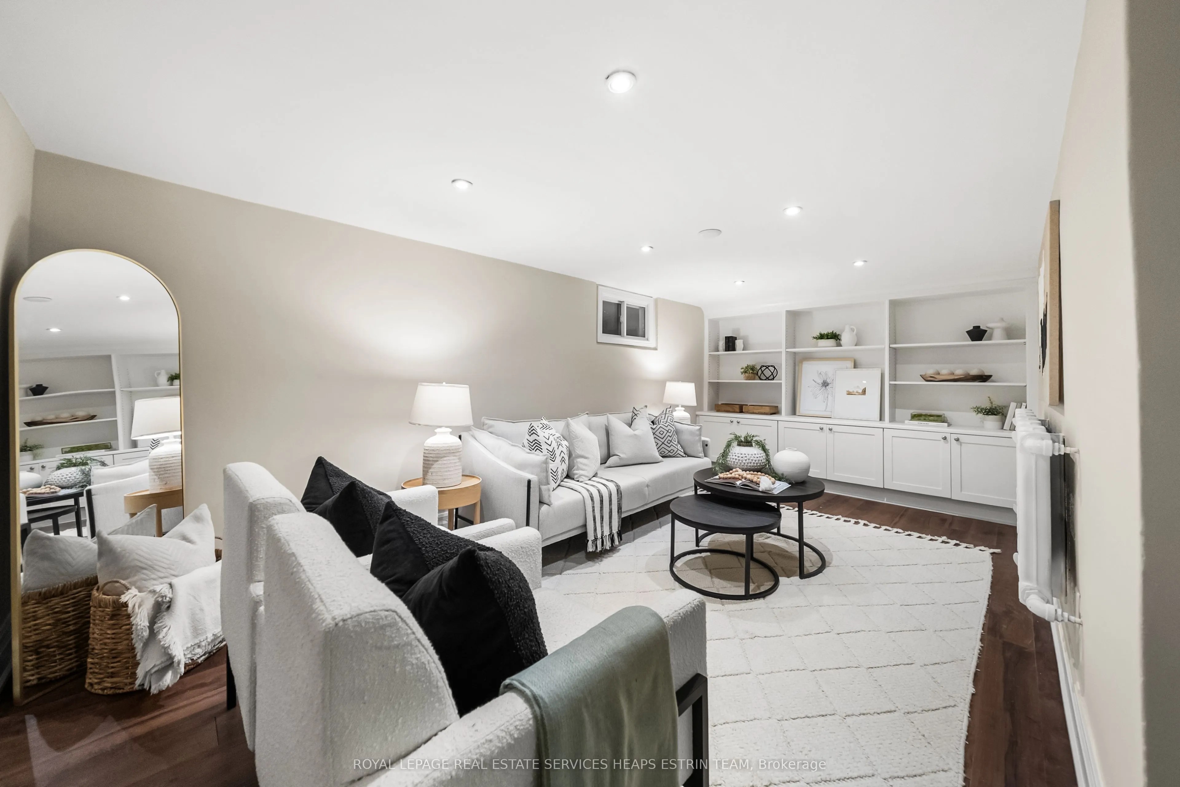 112 Southvale Drive