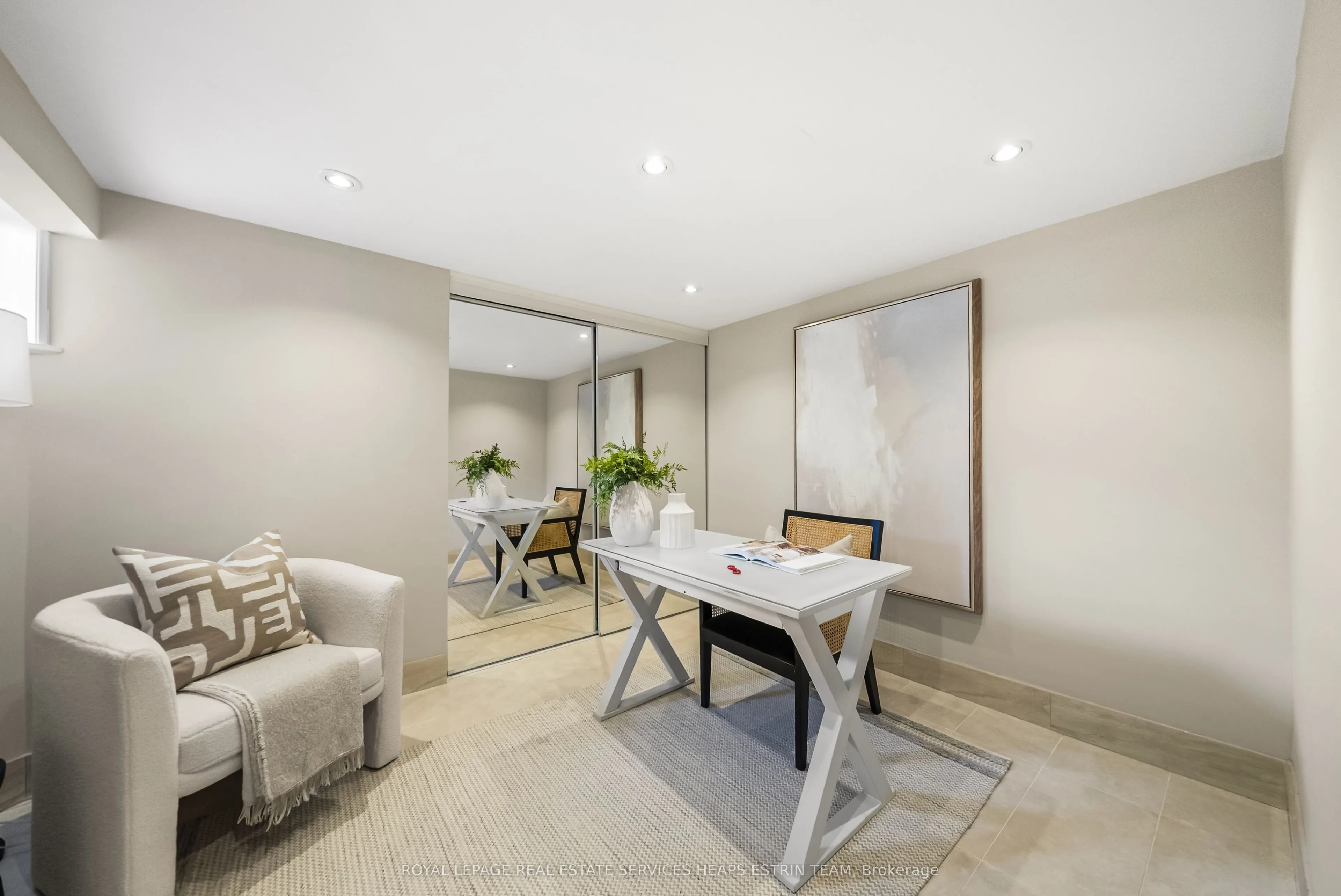 112 Southvale Drive