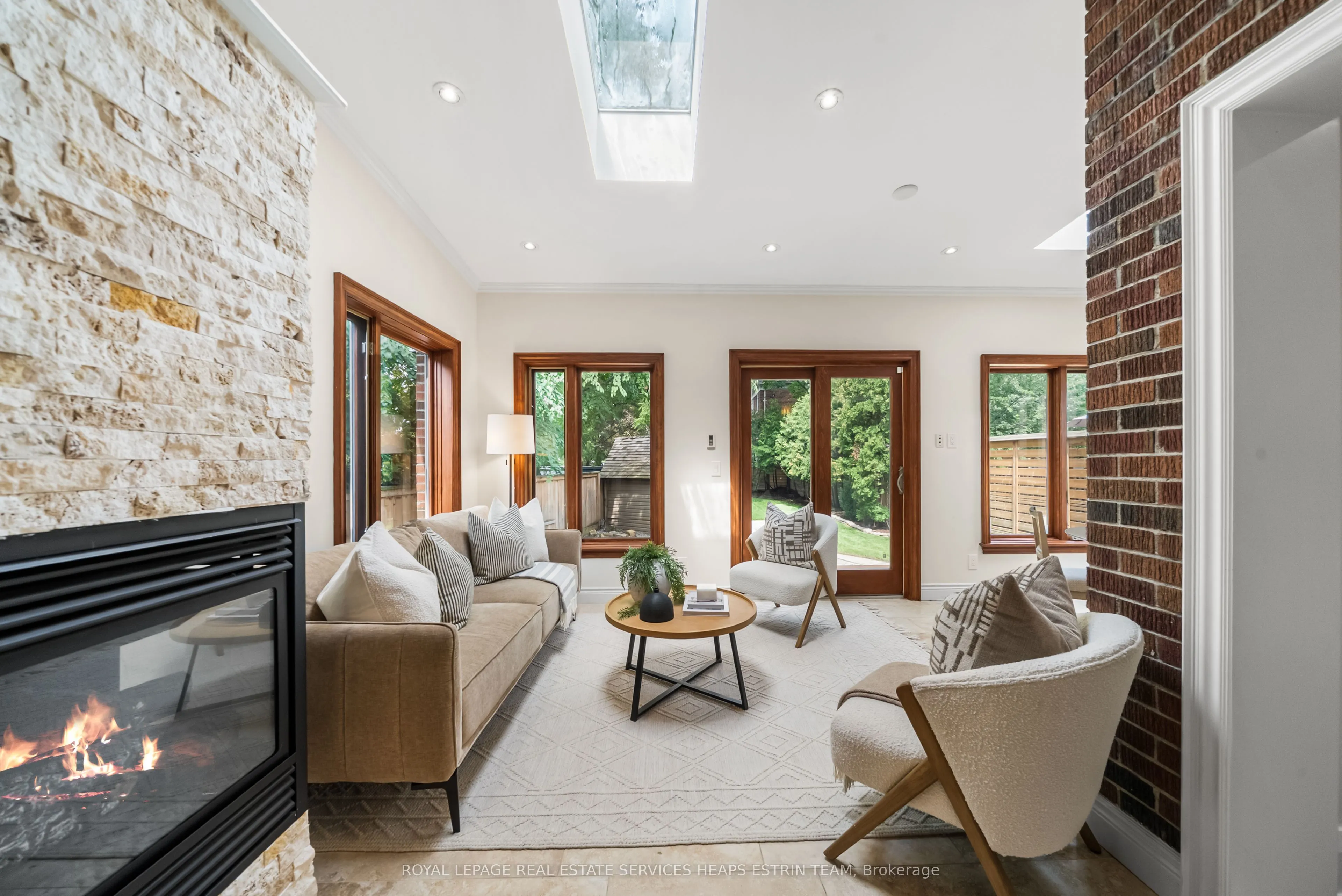 112 Southvale Drive
