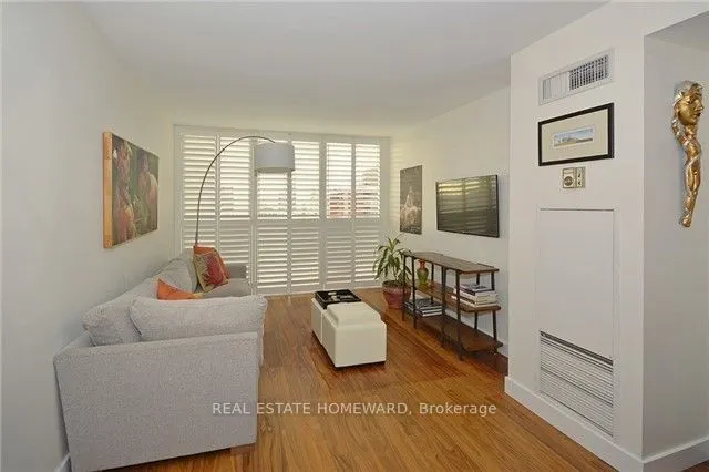 15 Maitland Place #1912