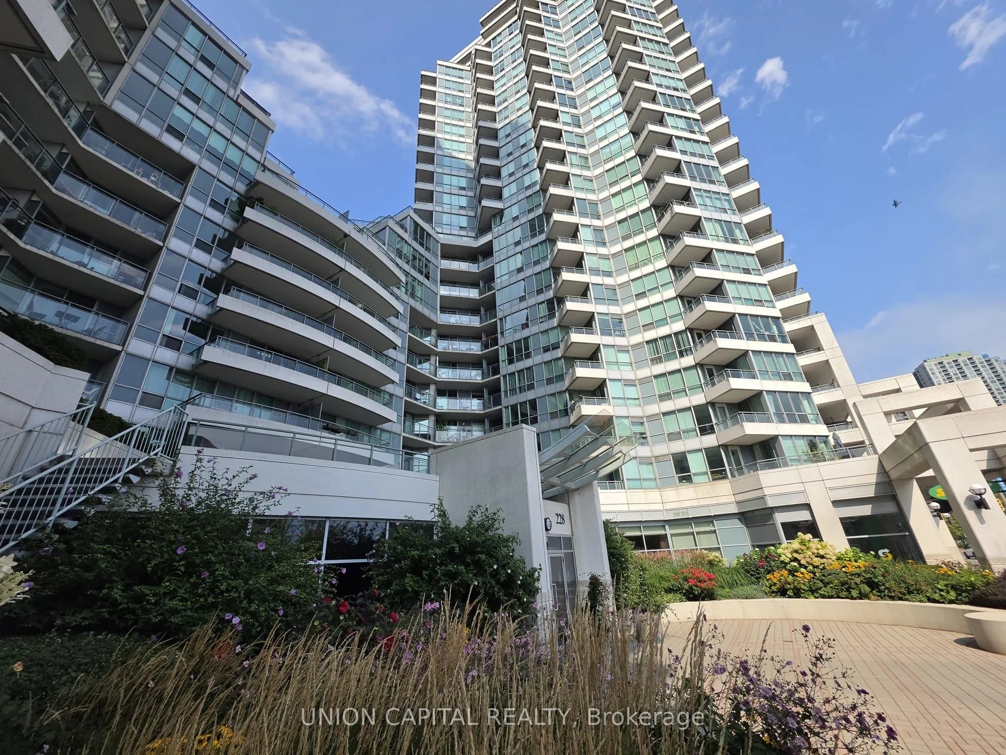 228 Queens Quay W #302