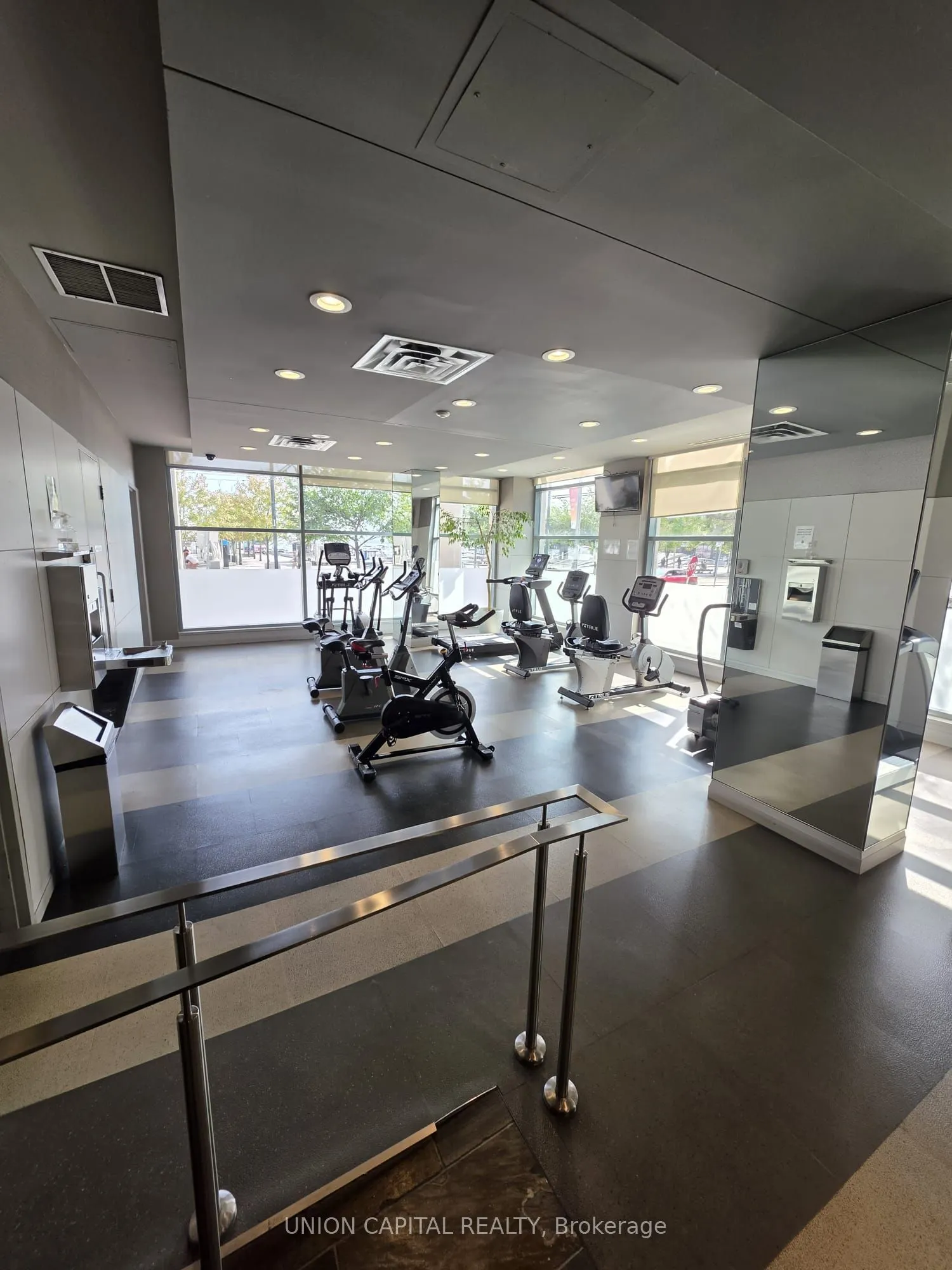 228 Queens Quay W #302