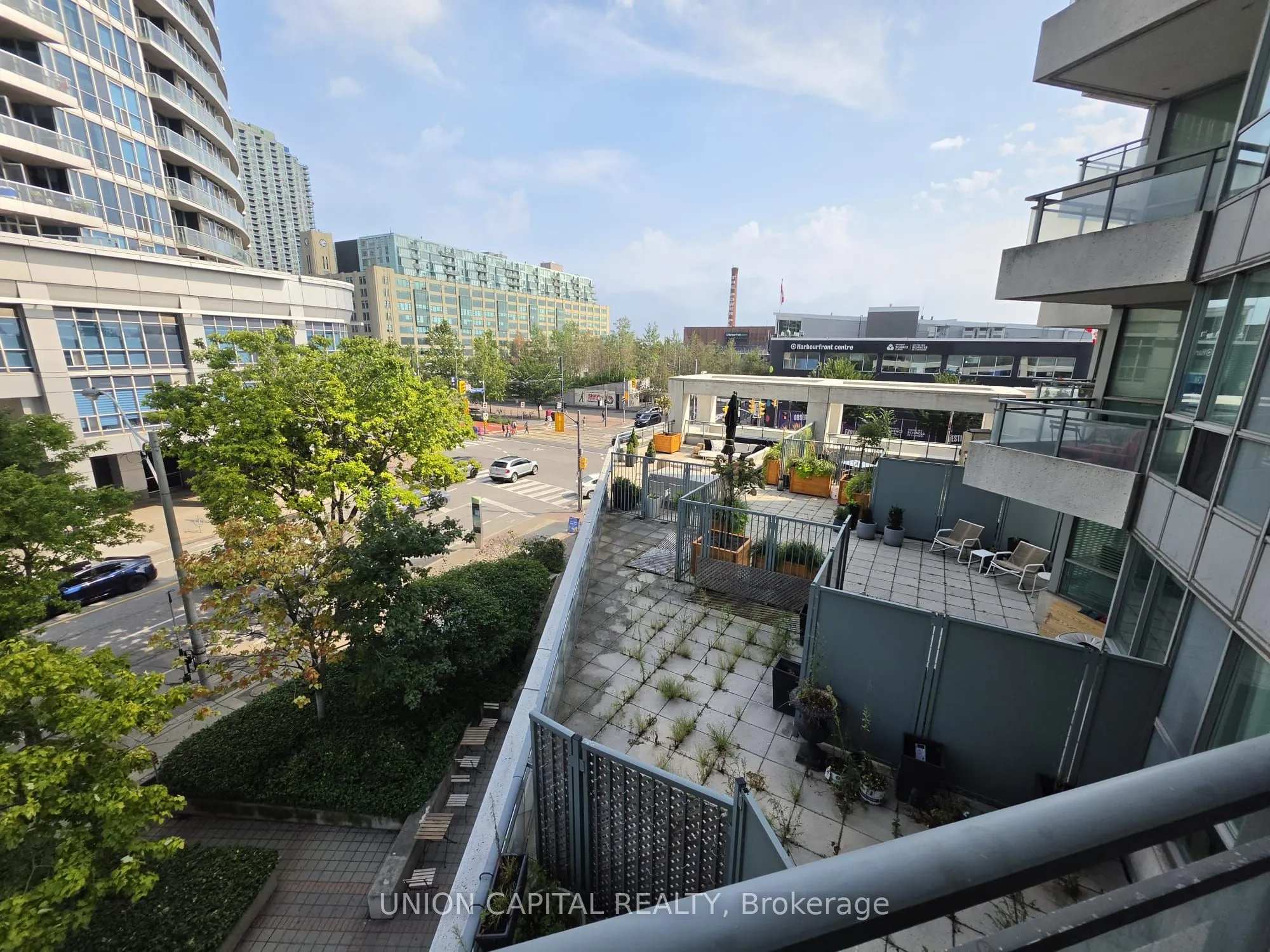 228 Queens Quay W #302