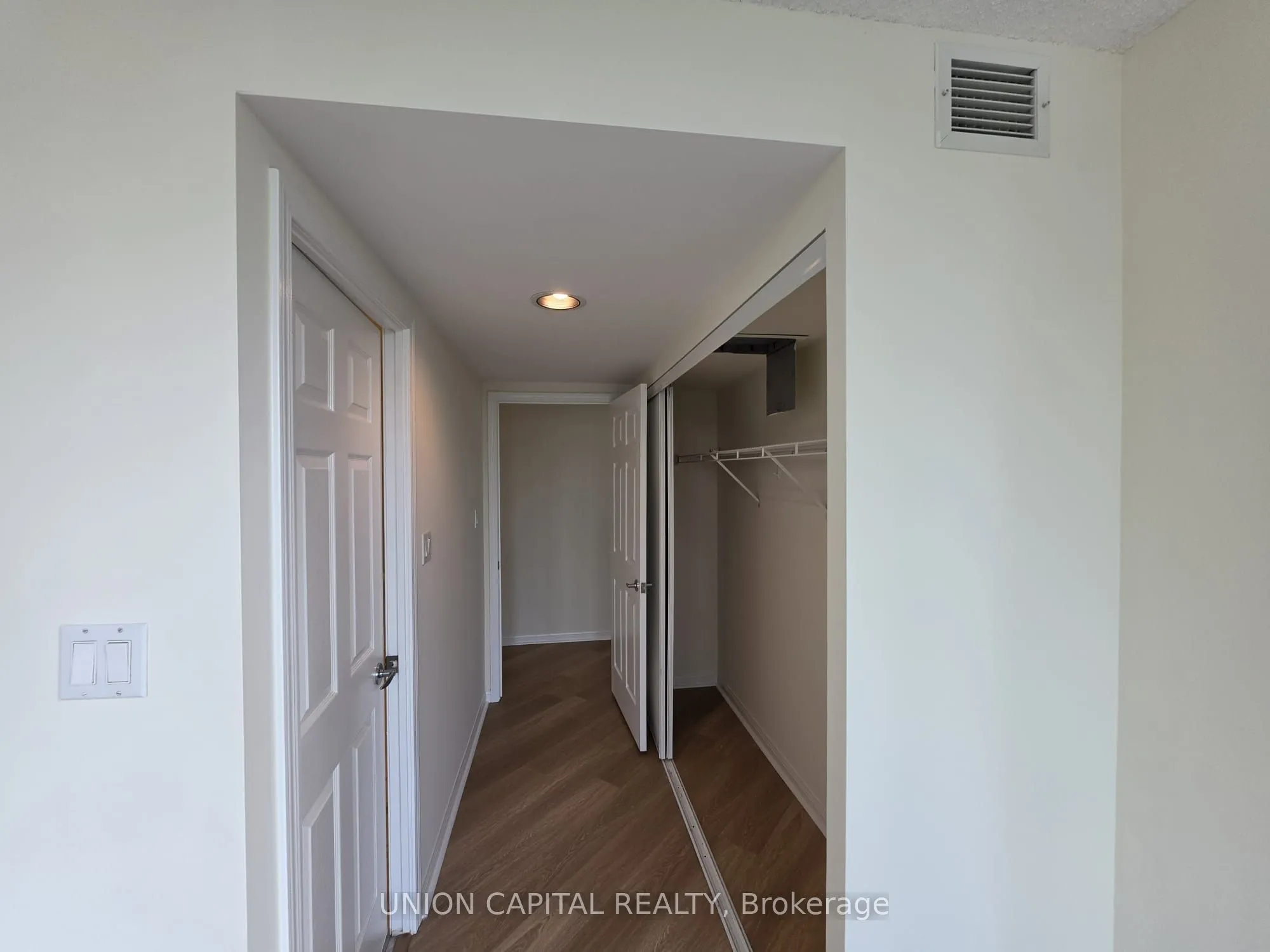 228 Queens Quay W #302